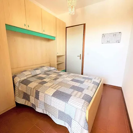 In 38253 Apartment